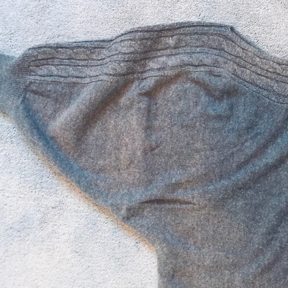 Lightweight cropped sweater - Picture 3 of 4